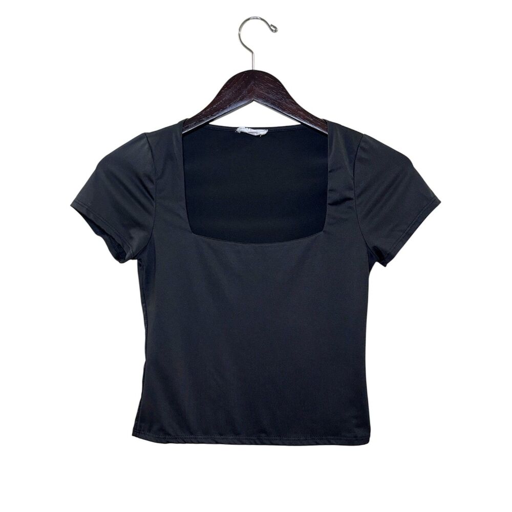 Live in the Moment Square Neck Short Sleeve Crop Top Black Size Small